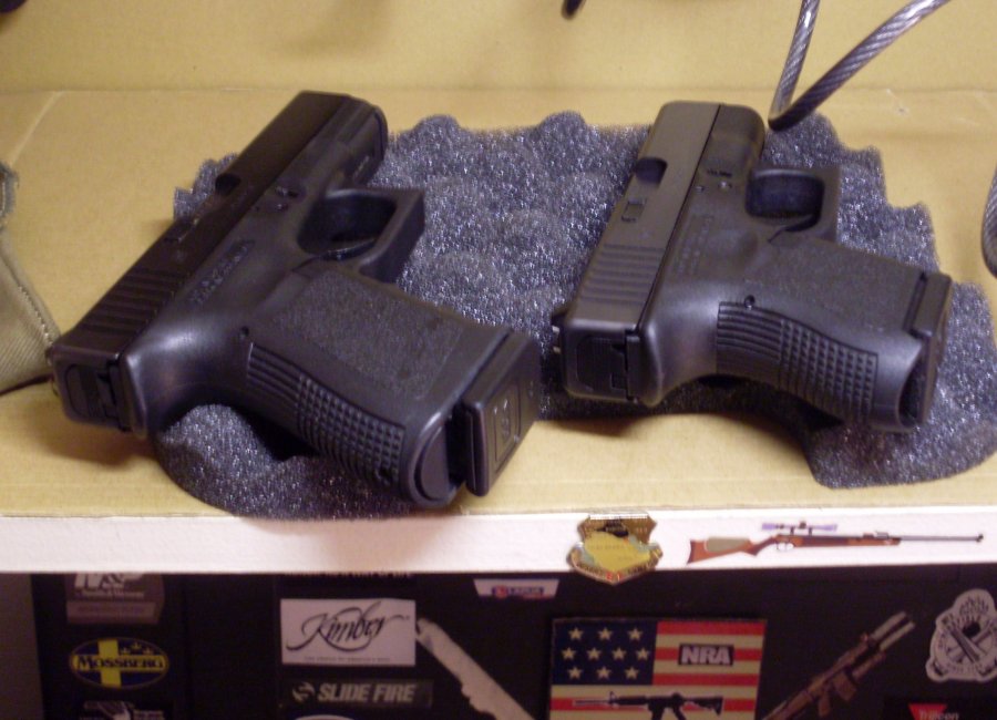 Glock23=PLV370_Glock27=UFR953.JPG