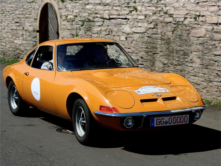 1200px-Opel_GT,_Bj._1973_am_16.07.2006.jpg