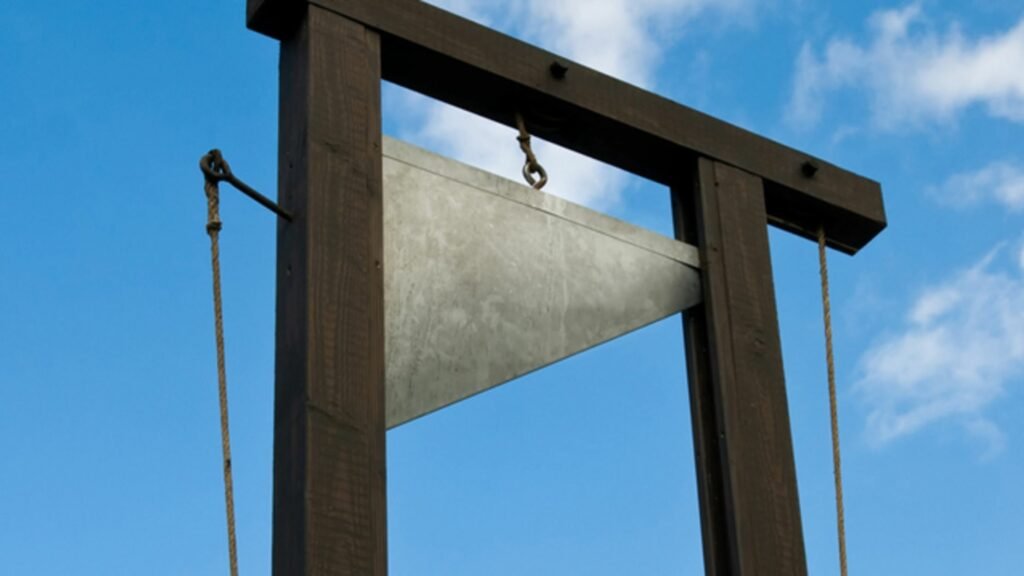 guillotine-1024x576-1.jpg