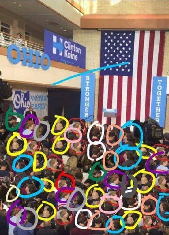 photoshopped hillary rally.jpg