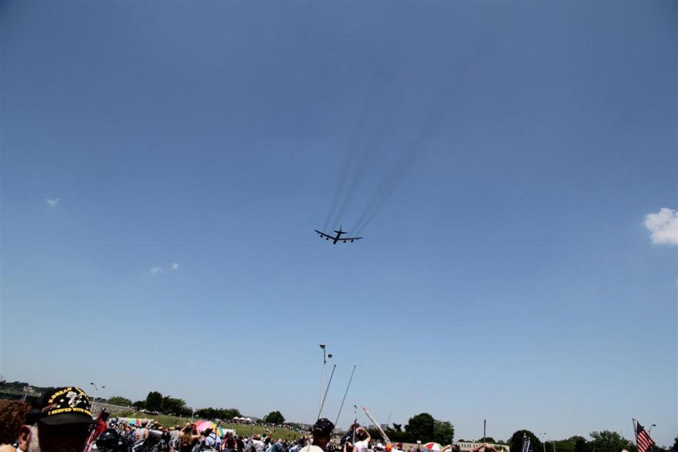 Rolling Thunder B52 (Large).JPG