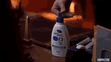 lotion-press.gif