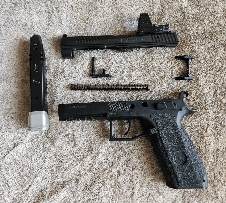 P09 disassembled 5-14.jpg