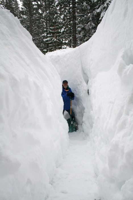 ten+feet+of+snow.jpg