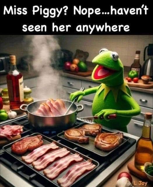 Ms Piggy 28371_n.jpg