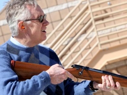 Harry-Reid-Gun.jpg