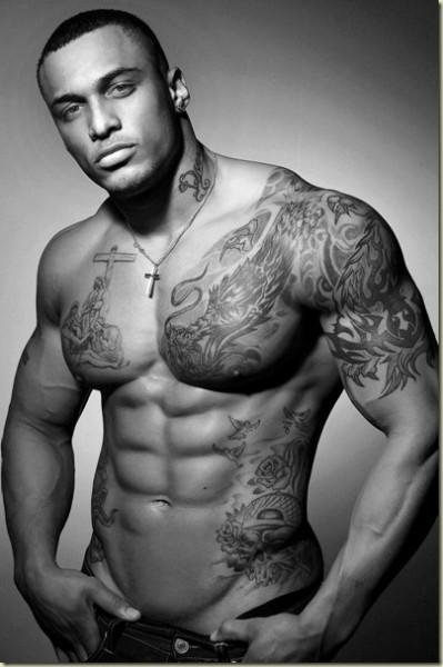 6375-sexy-body-man-with-tattoos_large.jpg