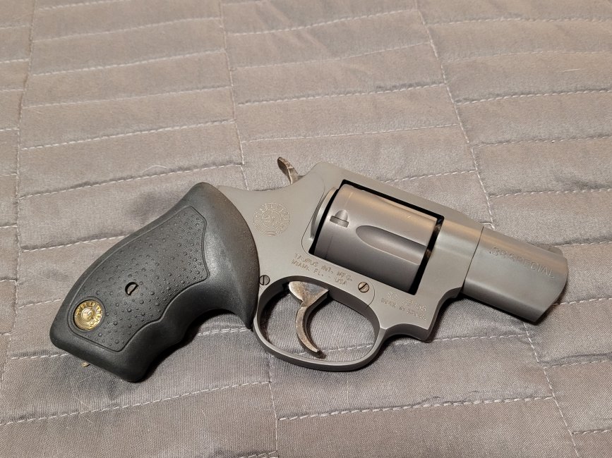 Taurus Titanium 38 Special