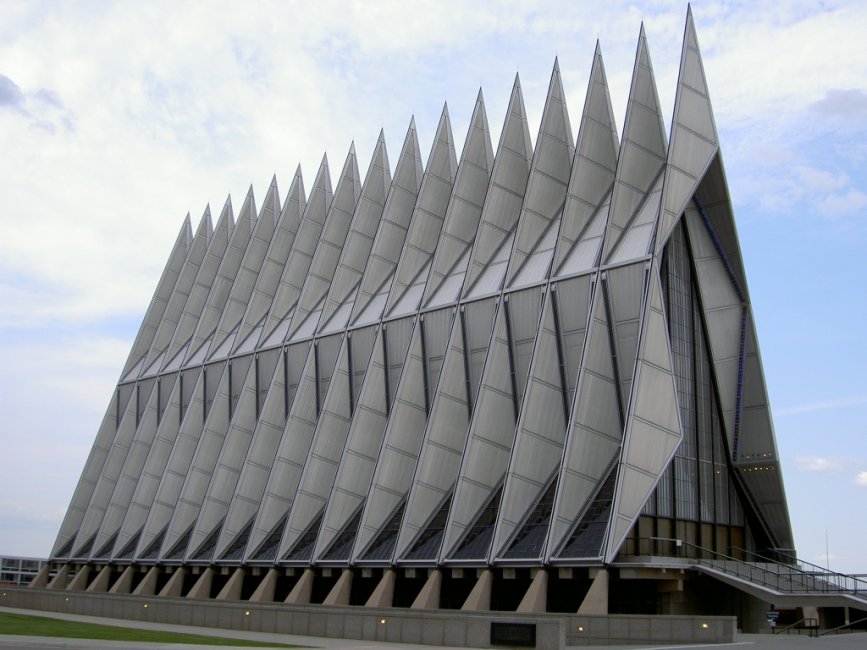 USAFA_Cadet_Chapel.jpg