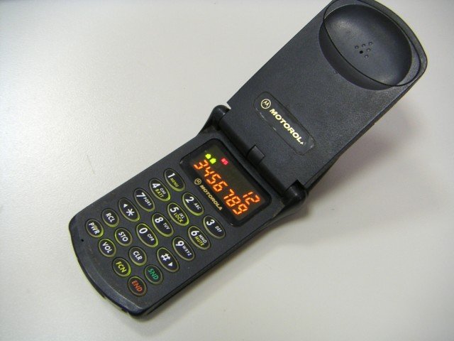 motorola_startac.jpg