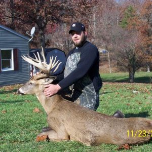 Ah, my Thanksgiving buck of 2007!