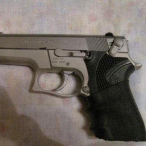 Pistol Semi Automatic Smith & Wesson Model 6906 (mis-stamped as 6096) 9mm