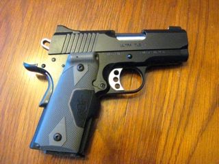 Kimber 1911 45acp right side