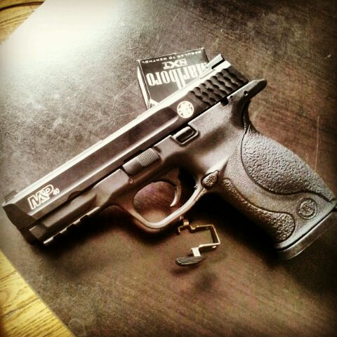 Smith and Wesson M&P40